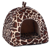 Strawberry Pet House – Cozy Bed & Tent for Small Dogs and Cats